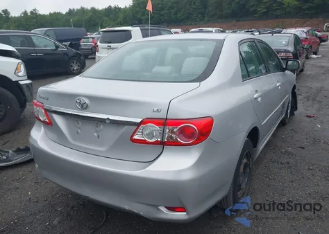 2011 Toyota Corolla Le z USA, uszkodzony, nr VIN 2T1BU4EE5BC574949